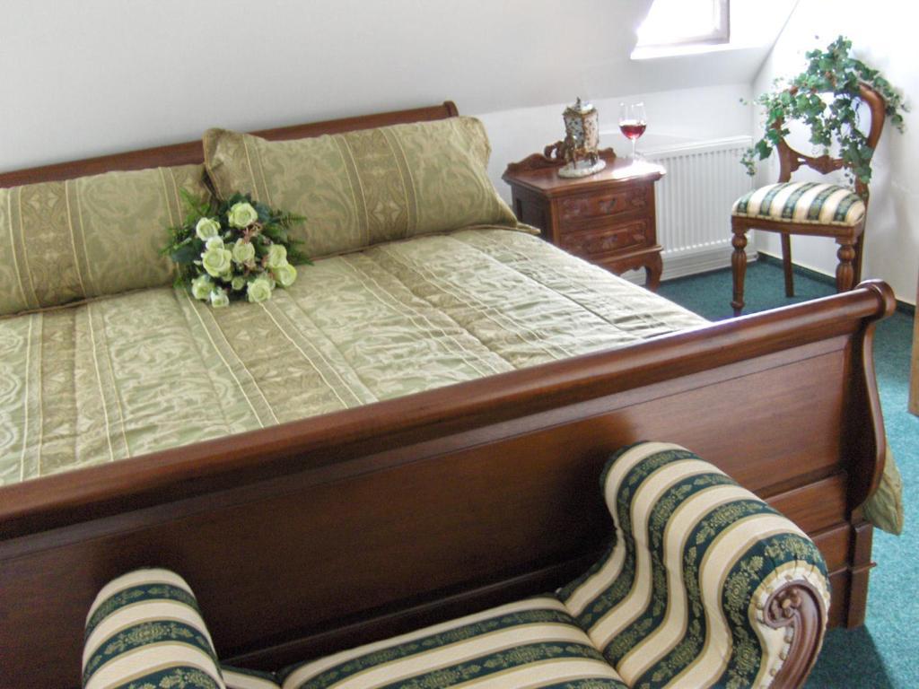 Romantic Chateau Krasna Lipa Phòng bức ảnh