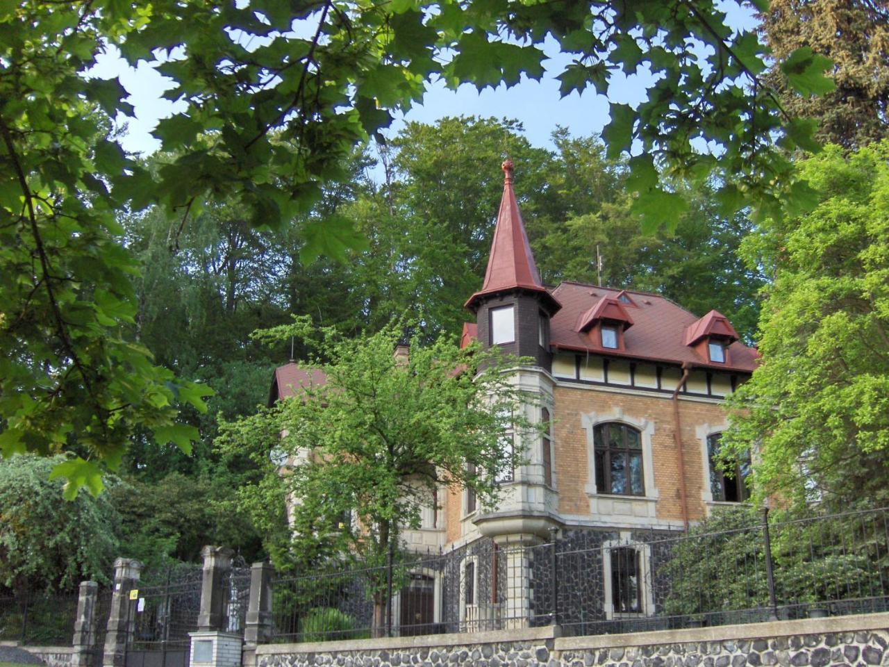 Romantic Chateau Krasna Lipa Ngoại thất bức ảnh